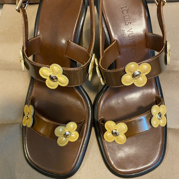 Louis Vuitton shoes - Picture 1 of 13